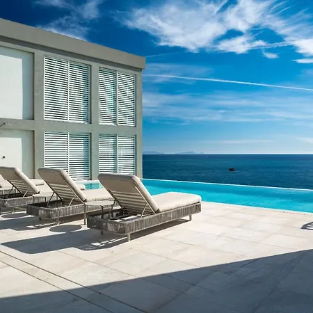 Barreirinha Floor By Madeira *